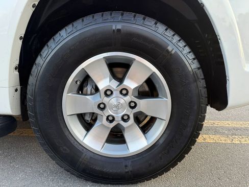 Used 2013 Toyota 4Runner SR5 RWD image 30