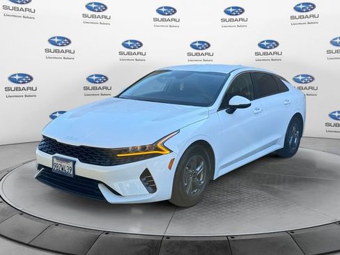 Used 2022 Kia K5 LXS image 8