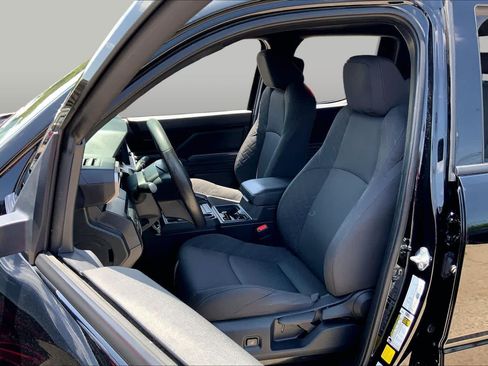Used 2025 Toyota Tacoma SR RWD image 8