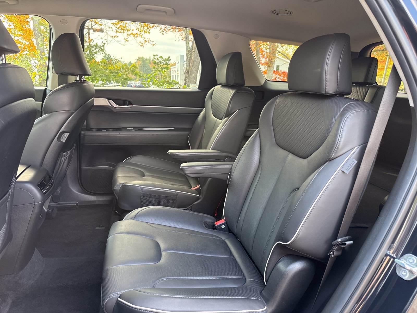 Used 2024 Hyundai Palisade SEL AWD/4WD image 14