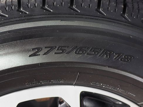 Used 2022 Ford Expedition XLT image 48