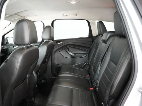 Used 2015 Ford Escape Titanium FWD image 34