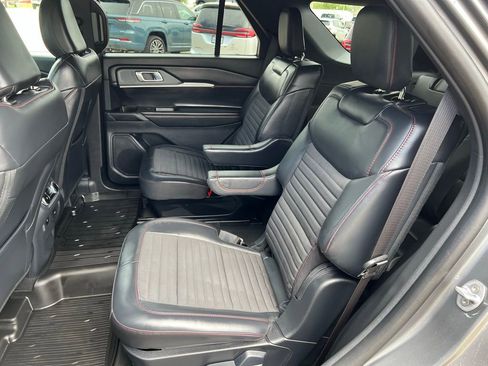 Used 2026 Ford Explorer ST-Line AWD/4WD image 23
