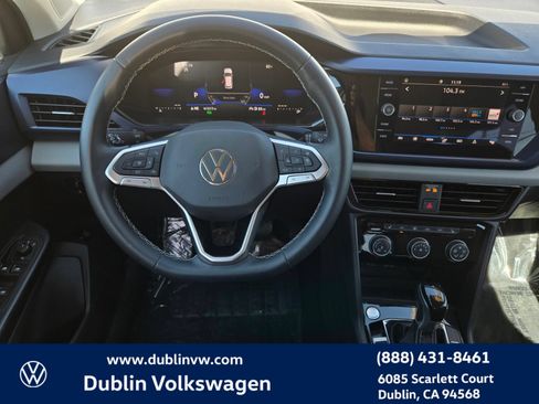 Certified 2023 Volkswagen Taos SE FWD image 13