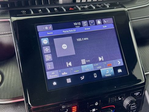 Used 2024 Jeep Grand Cherokee L Laredo image 28