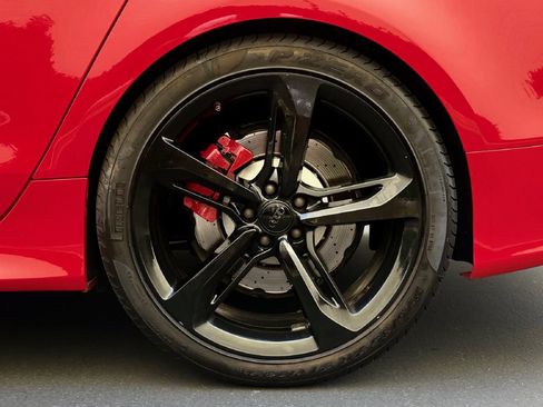 Used 2015 Audi RS 7 Prestige image 10