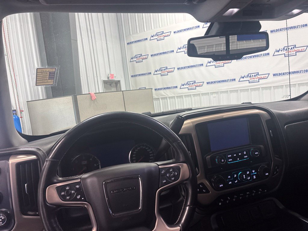 Used 2018 GMC Sierra 1500 Denali w/ Denali Ultimate Package AWD/4WD image 2