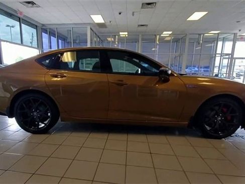 Used 2023 Acura TLX Type S image 9