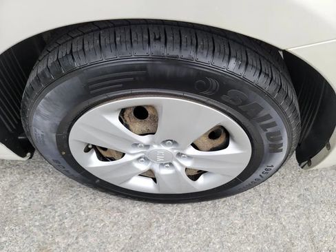Used 2015 Kia Forte LX FWD image 25