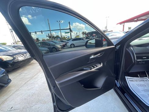 Used 2019 Cadillac XT4 Sport AWD/4WD image 7