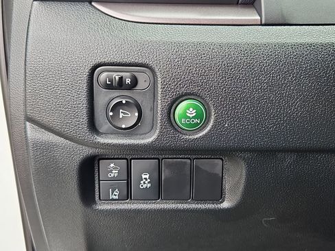 Used 2022 Honda Pilot Special Edition image 14