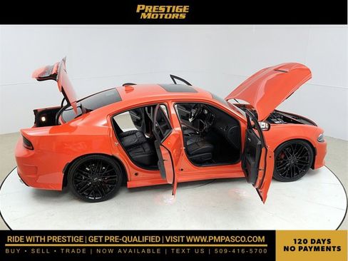 Used 2016 Dodge Charger SRT w/ Harman/Kardon Audio Group image 24
