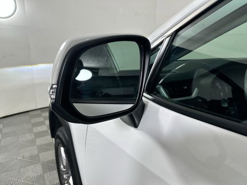 Used 2023 Toyota RAV4 XLE w/ Convenience Package image 10