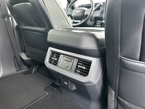 New 2026 Ford F250 Lariat w/ Black Appearance Package image 55