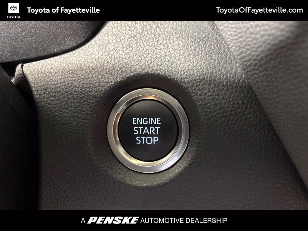 Certified 2026 Toyota Corolla SE w/ SE Package FWD image 30