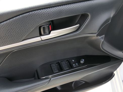 Used 2025 Toyota Camry XSE image 14