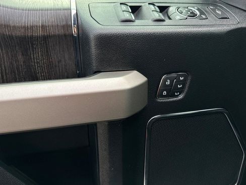 Used 2021 Ford F350 Lariat w/ Lariat Ultimate Package image 13