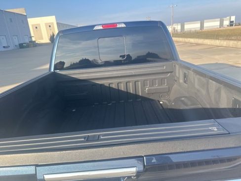 Used 2018 Ford F150 Platinum w/ Equipment Group 701A Luxury image 10