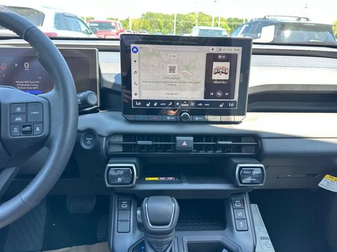 Used 2026 Toyota RAV4 XLE Premium w/ Panoramic Sun Roof Package AWD/4WD image 15
