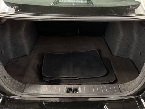 Used 2021 Nissan Versa SV FWD image 31