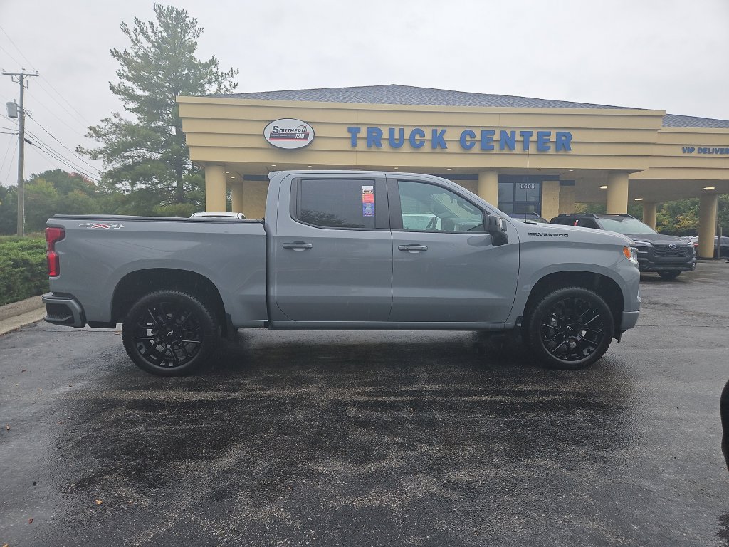 Used 2024 Chevrolet Silverado 1500 RST w/ Convenience Package II AWD/4WD image 7