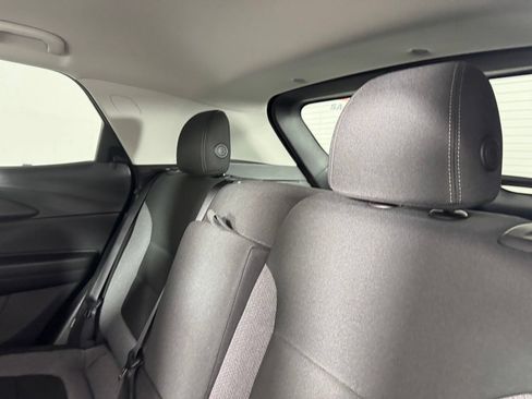 Used 2026 Chevrolet TrailBlazer LT w/ Convenience Package FWD image 27
