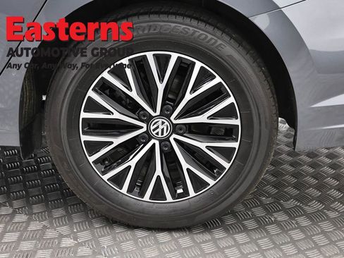 Used 2020 Volkswagen Jetta SE image 33