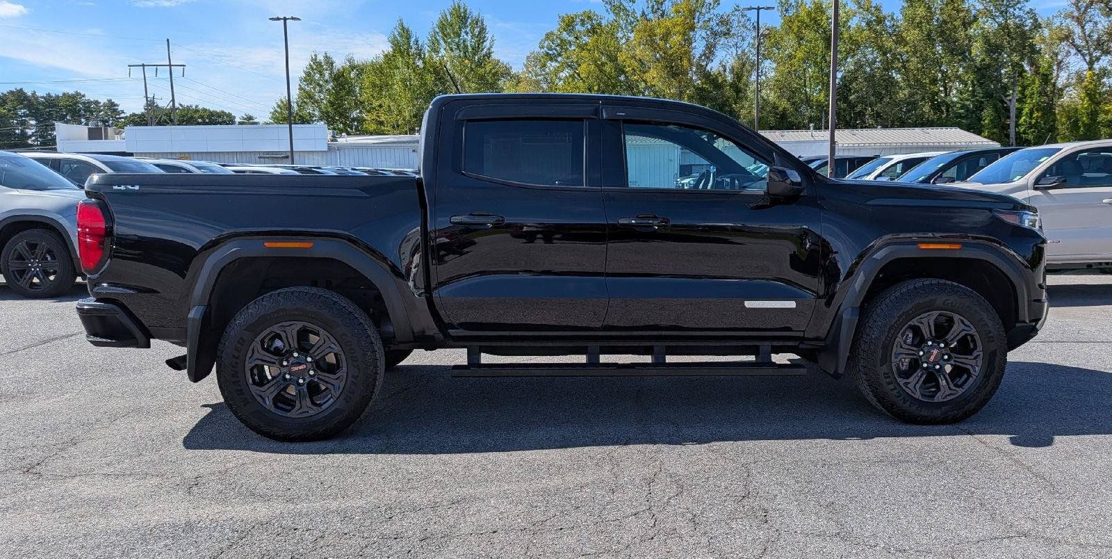 Used 2025 GMC Canyon Elevation w/ Convenience Package AWD/4WD image 6