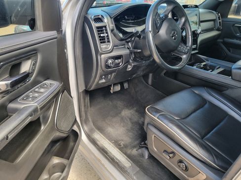 Used 2024 RAM 1500 Limited image 14