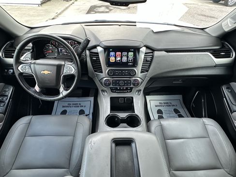 Certified 2019 Chevrolet Suburban LT RWD image 12