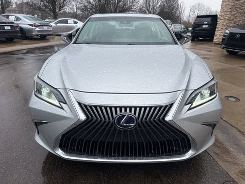 Used 2021 Lexus ES 300h w/ Accessory Package image 8