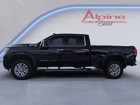 Used 2022 GMC Sierra 2500 Denali w/ Denali Ultimate Package image 2