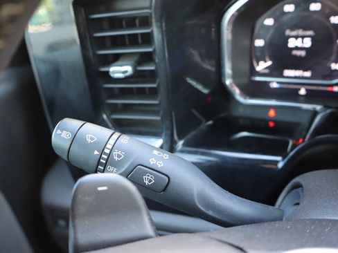 Used 2024 GMC Sierra 1500 SLT w/ SLT Premium Plus Package image 25