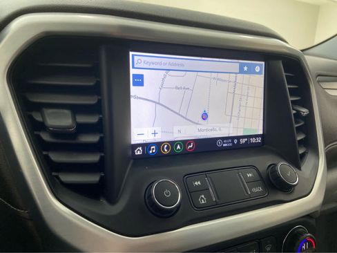 Used 2021 GMC Acadia SLT image 29