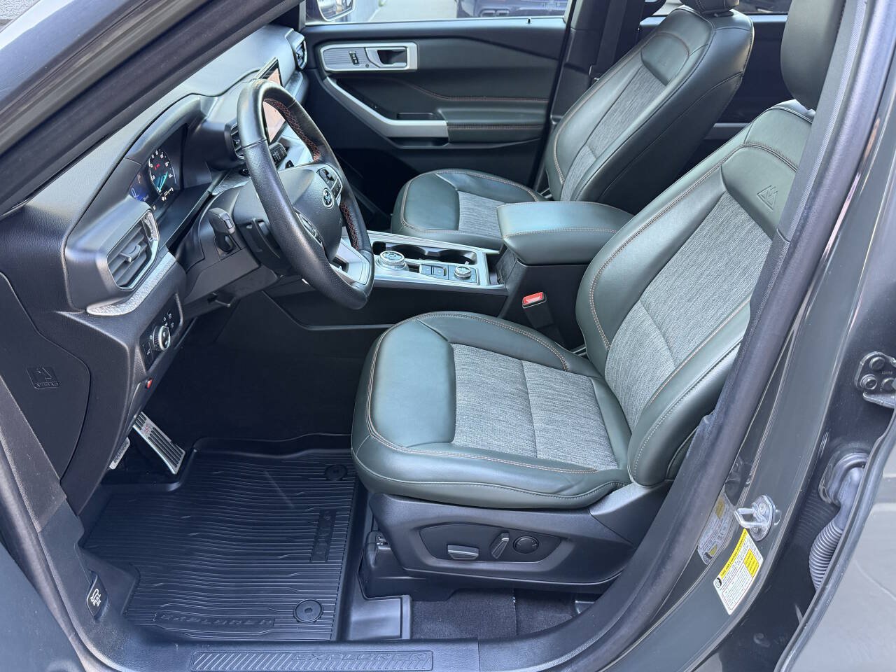 Used 2023 Ford Explorer Timberline w/ Timberline Technology Package AWD/4WD image 15