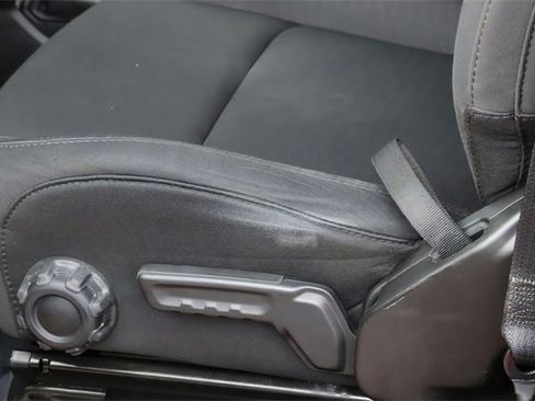 Used 2020 Jeep Gladiator Sport w/ Quick Order Package 24S image 14