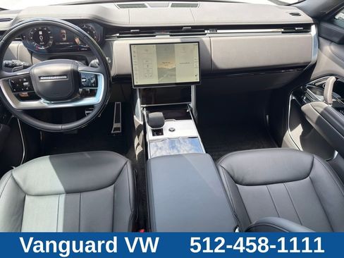 Used 2025 Land Rover Range Rover SE AWD/4WD image 28