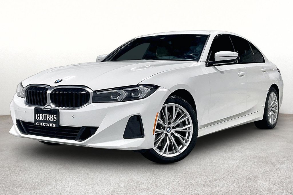 Used 2023 BMW 330i Sedan w/ Premium Package RWD image 14