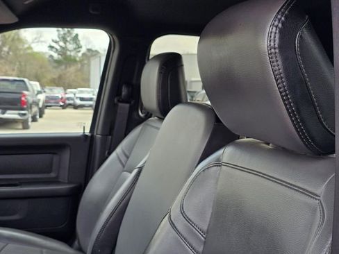 Used 2024 RAM 3500 Tradesman w/ Chrome Appearance Group image 25