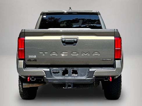Used 2025 Toyota Tacoma TRD Off-Road AWD/4WD image 6