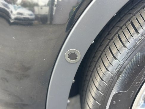 Used 2013 Ford Escape SEL FWD image 12