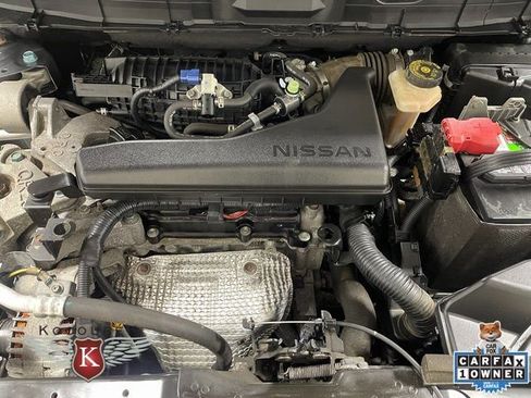 Used 2015 Nissan Rogue SV w/ SV Premium Package image 24