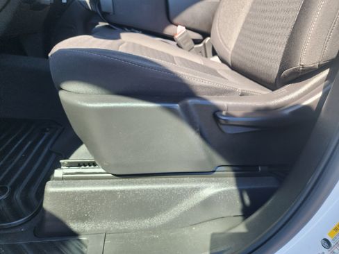 Used 2025 Chevrolet Silverado 2500 Custom image 26