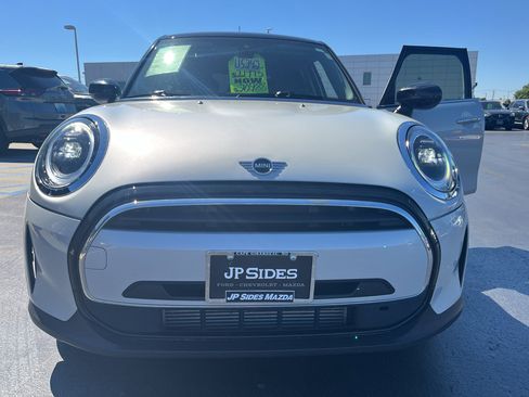 Used 2022 MINI Cooper 4-Door Hardtop FWD image 57