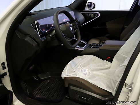 New 2026 BMW X3 xDrive30 w/ Premium Package image 11