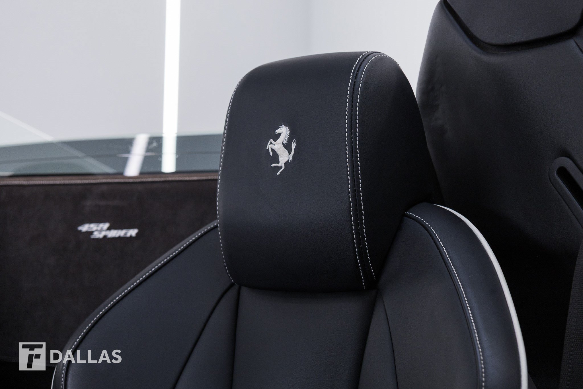 Used 2013 Ferrari 458 Spider RWD image 30