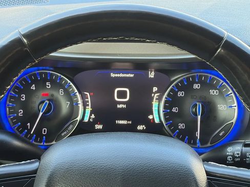 Used 2021 Chrysler Pacifica Touring w/ Cold Weather Group AWD/4WD image 34