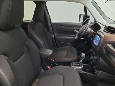 Used 2019 Jeep Renegade Altitude w/ Quick Order Package 2XM image 21