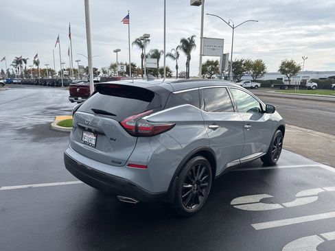 Used 2023 Nissan Murano SV w/ SV Midnight Edition Package image 4