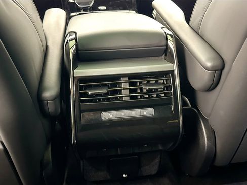 Certified 2024 Land Rover Range Rover Sport SE AWD/4WD image 26